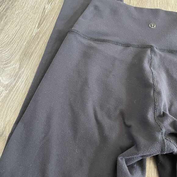 Lululemon Black Ankle Crop Leggings - Picture 8 of 12